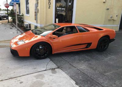 car-repair-shop-boca-raton-lamburgini-and-mechanic-2