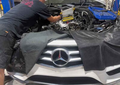 auto-repair-mechanic11-boca-raton