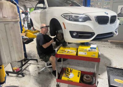 auto-repair-mechanic16-boca-raton